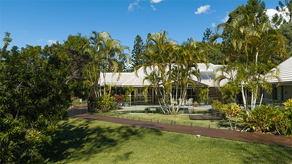 Estate lawn and gardens